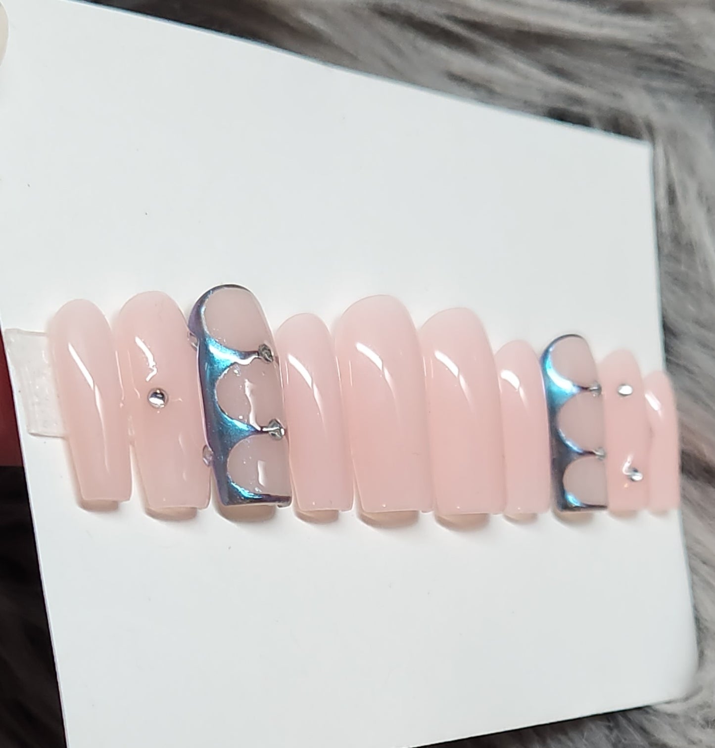 Edgy Ovals