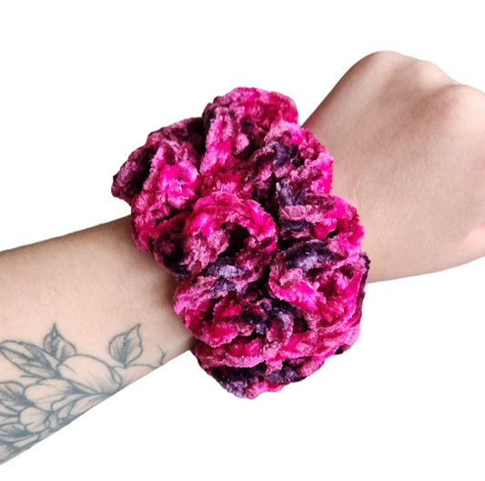 Magenta Velvet Scrunchies 2pk