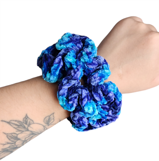 Blue Brilliance Velvet Scrunchies 2pk